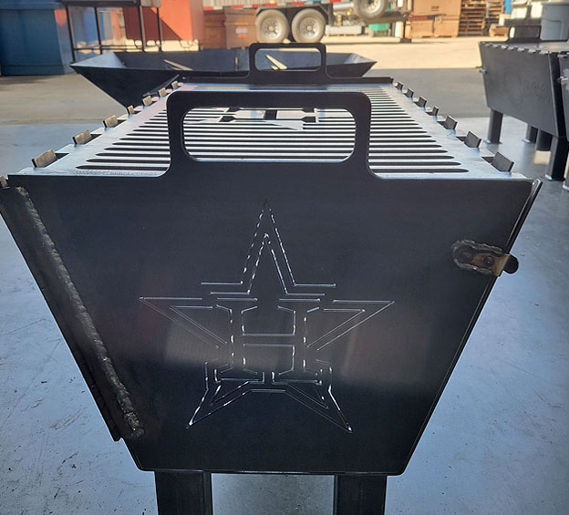 CUSTOM BBQ PITS & FIRE PITS
